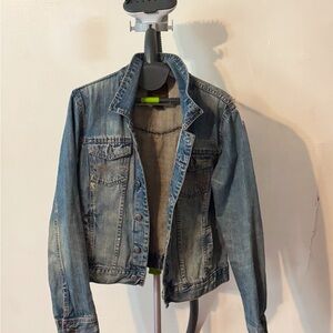 Title: Classic Aeropostale Light Wash Denim Jacket (Size L)